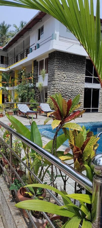 New Kovalam Beach Hotel Dış mekan fotoğraf
