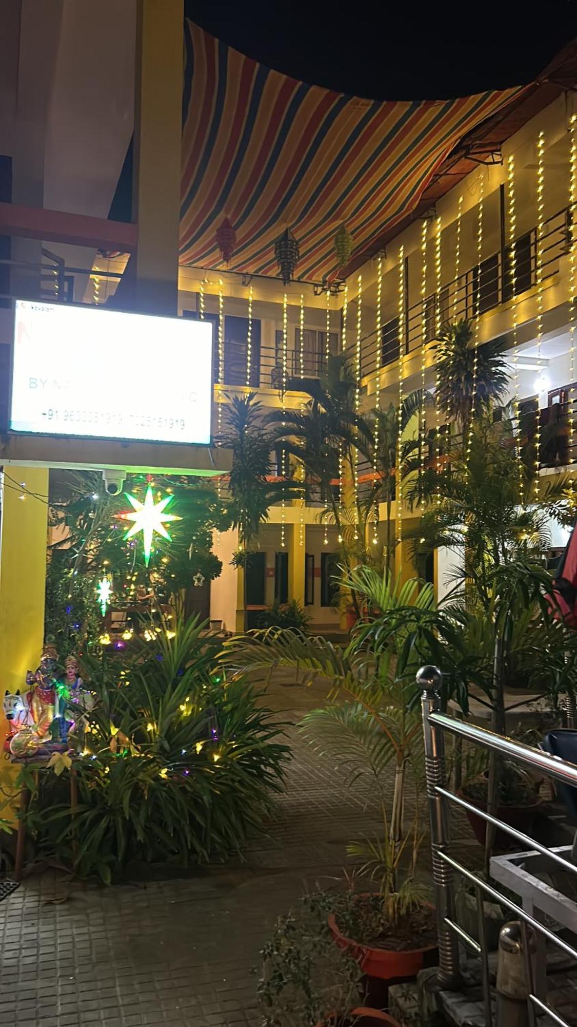 New Kovalam Beach Hotel Dış mekan fotoğraf