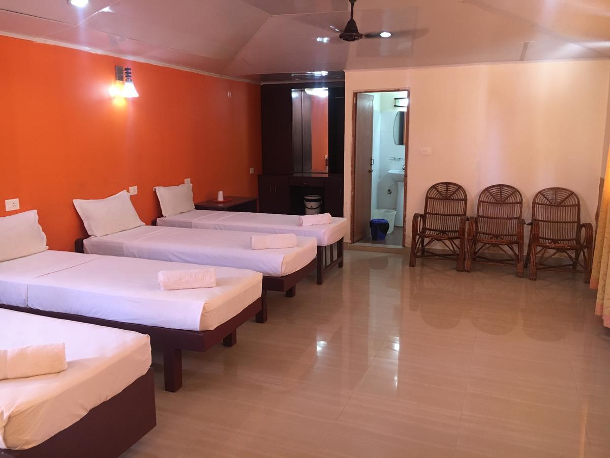 New Kovalam Beach Hotel Dış mekan fotoğraf